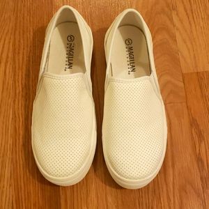 NWOT Magellan Outdoor Shoes Size 6